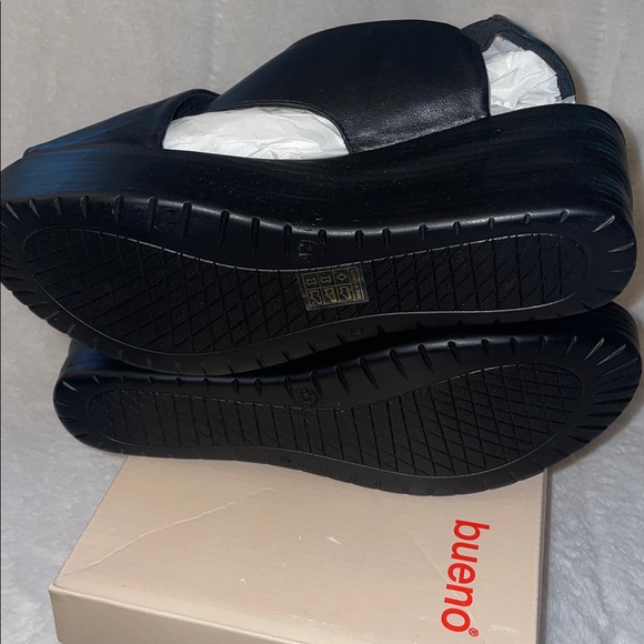 NWT BUENO Brand NAOMI Sandal in Black - Picture 14 of 15
